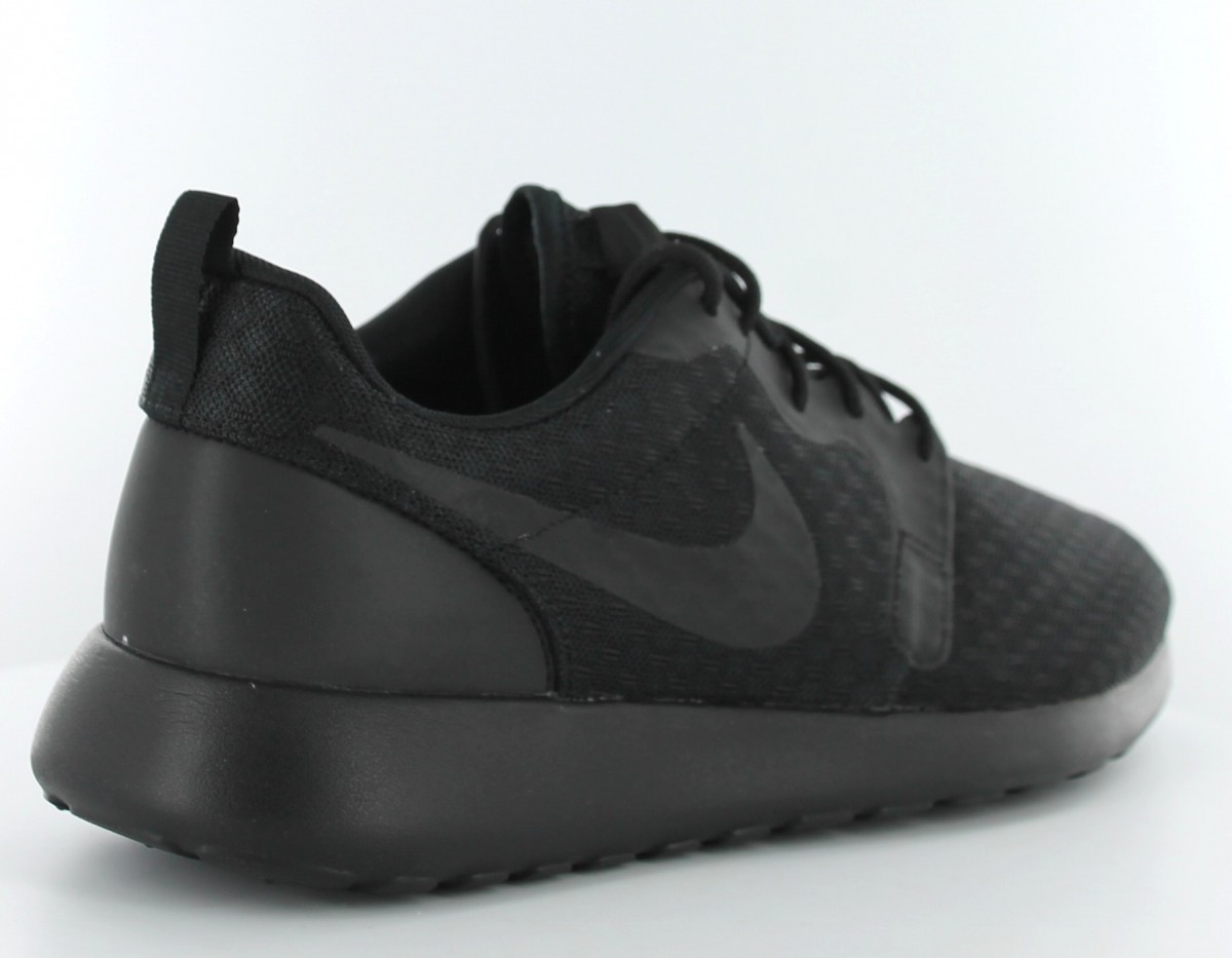 Nike rosherun hyperfuse NOIR/NOIR