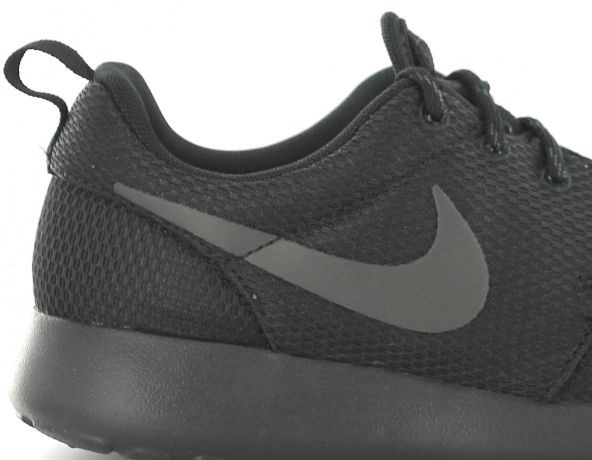 Nike Rosherun femme toute noir NOIR/NOIR