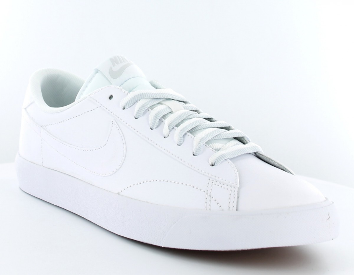 Nike tennis classic ac nd toute blanche