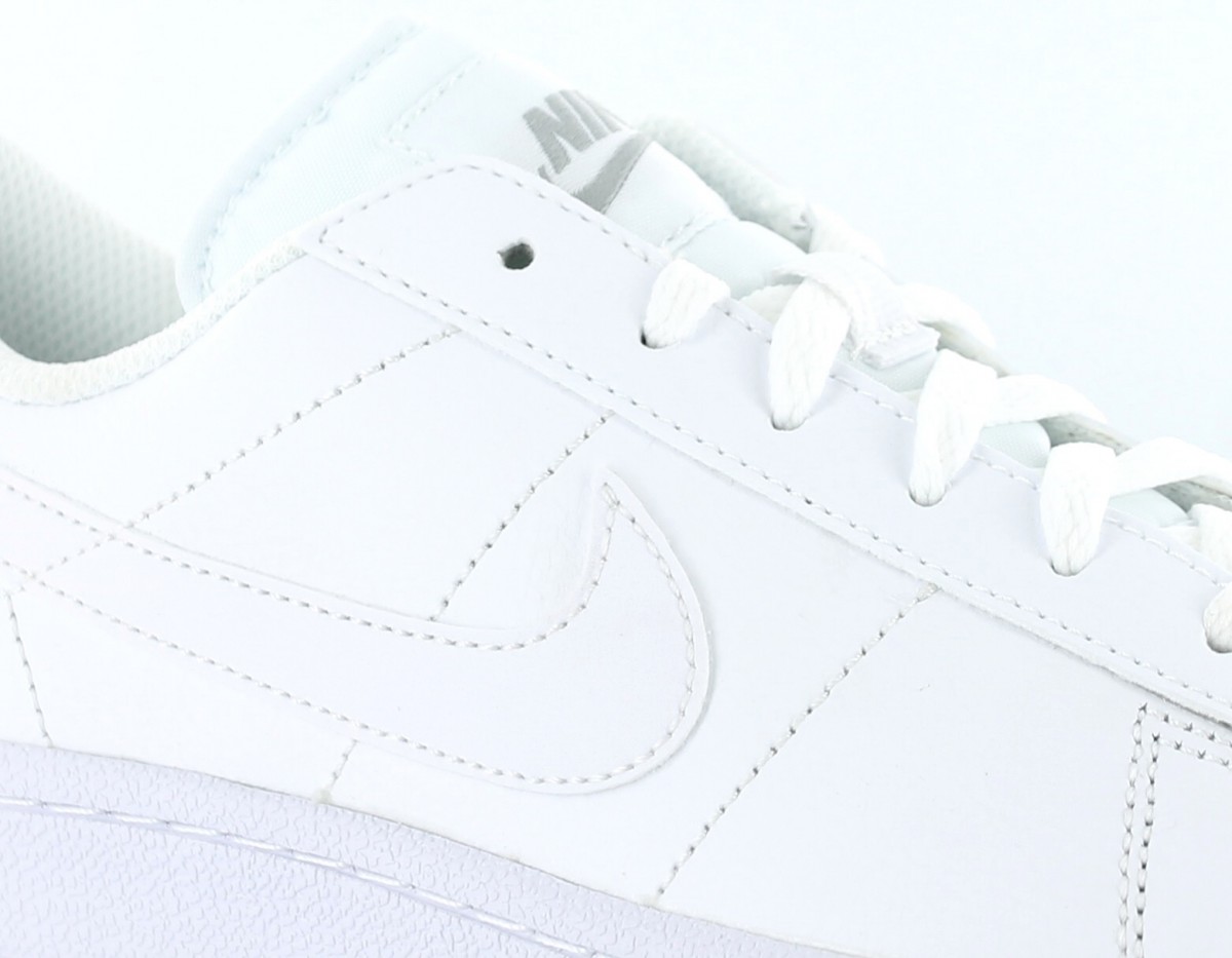 Nike Tennis Classique femme BLANC