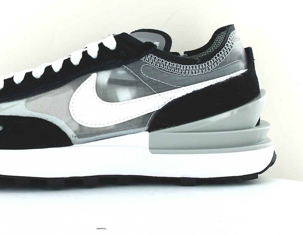 Nike Waffle one se blanc noir gris