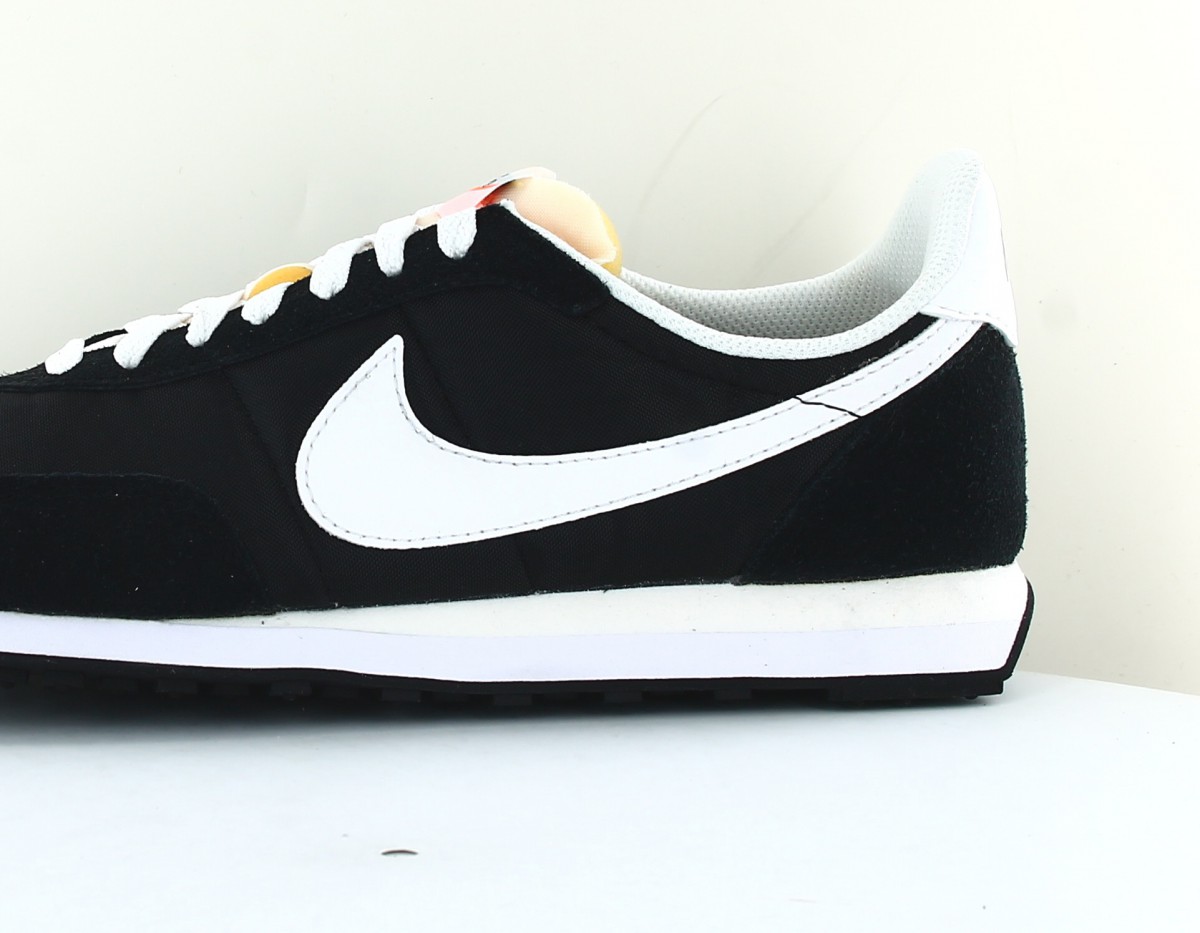 Nike Waffle trainer 2 noir blanc