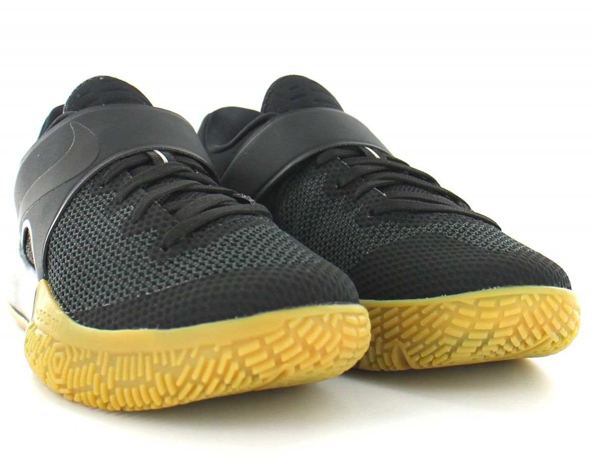 Nike zoom live clearance black gum