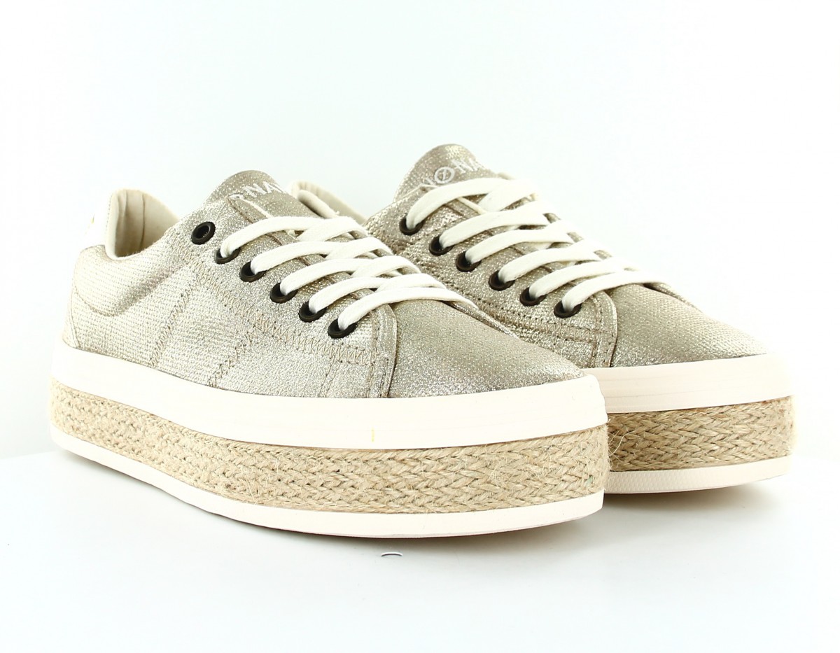 Noname Malibu sneaker or beige