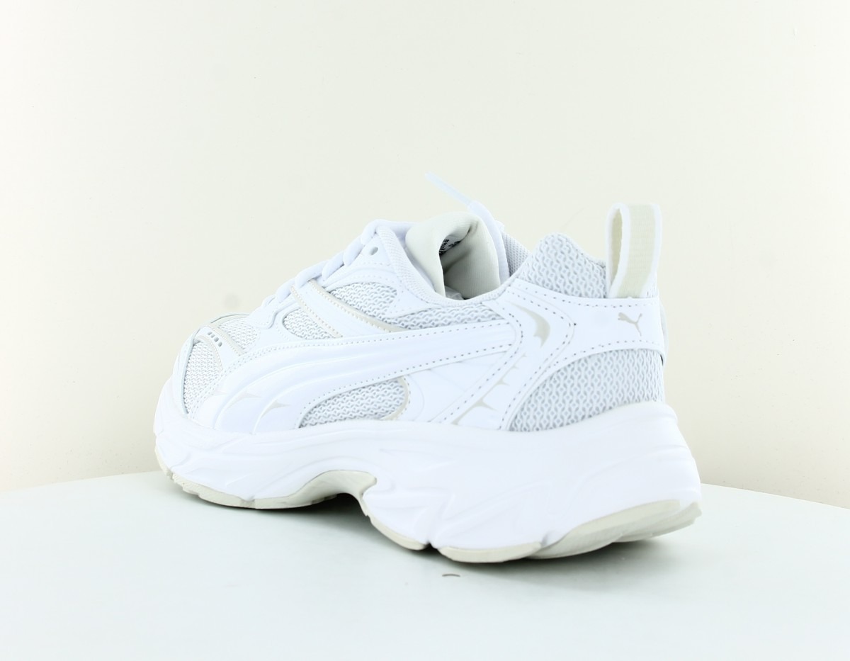 Puma Morphic base blanc vernis