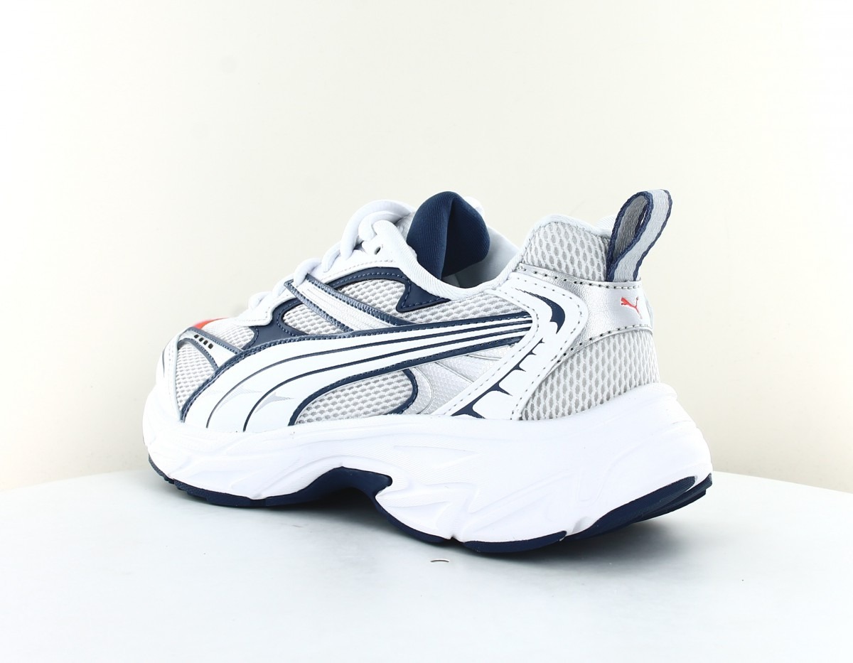 puma rouge bleu jaune