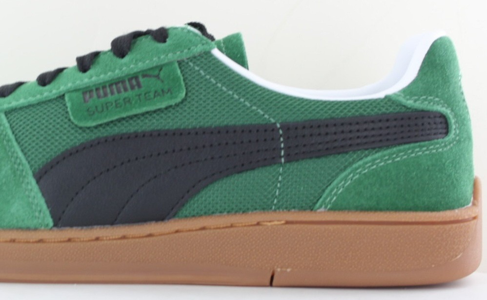 Puma Super team og vert noir