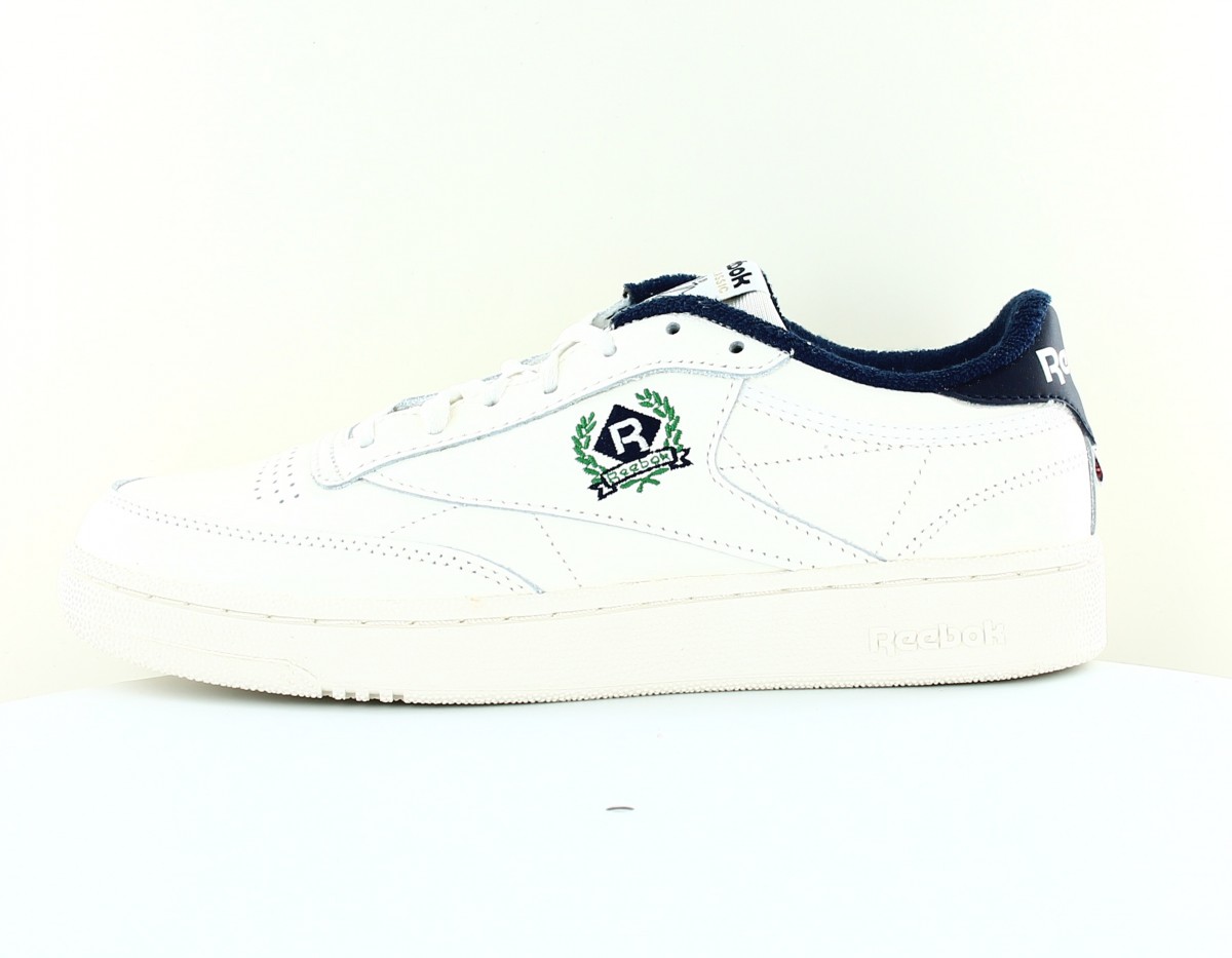 Reebok Club c 85 laurier blanc cassé bleu marine