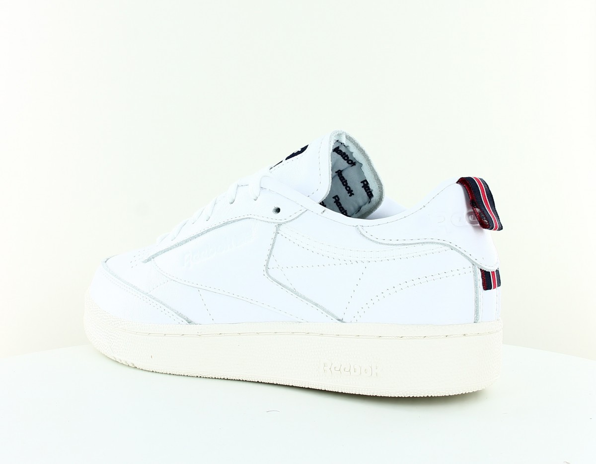 Reebok Club c 85 blanc beige bleu marine rouge