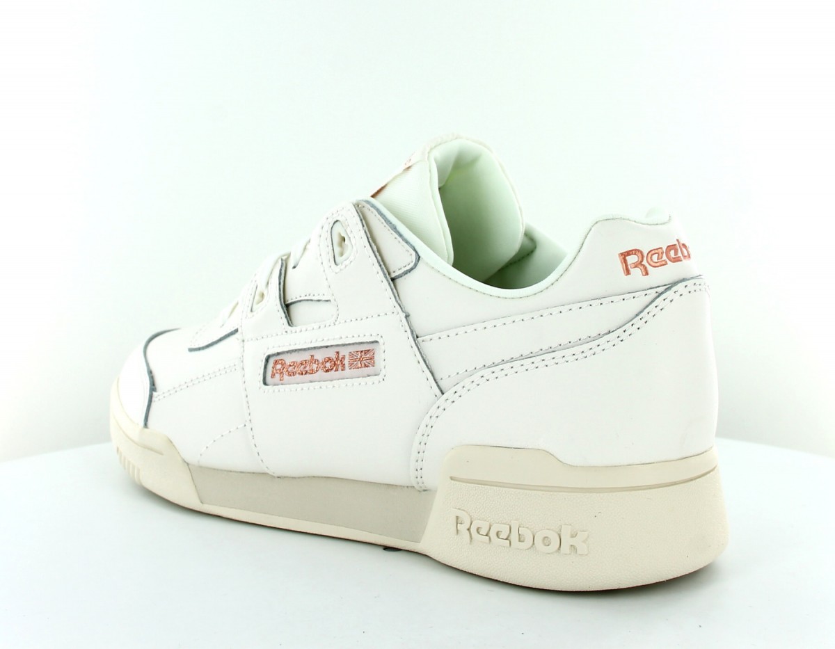 Reebok Workout Plus Vintage beige rose gold