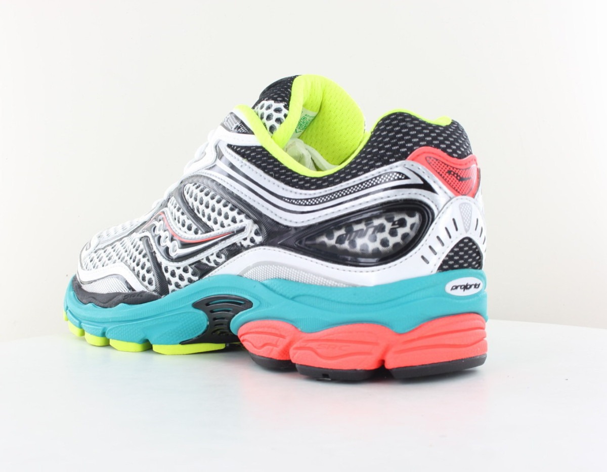 Saucony Progrid omni 9 mutant mutant