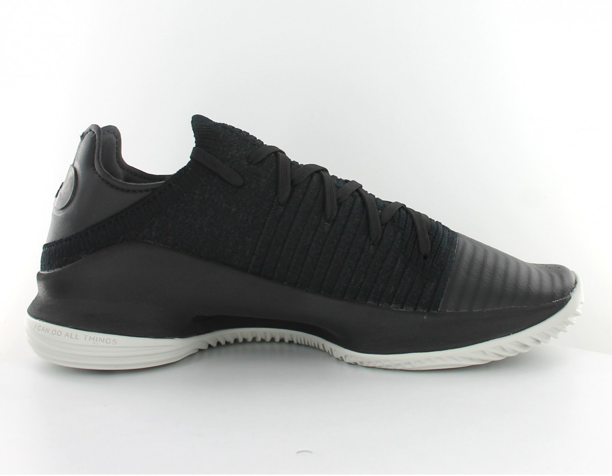 Under Armour Curry 4 Low Noir-Noir-Blanc