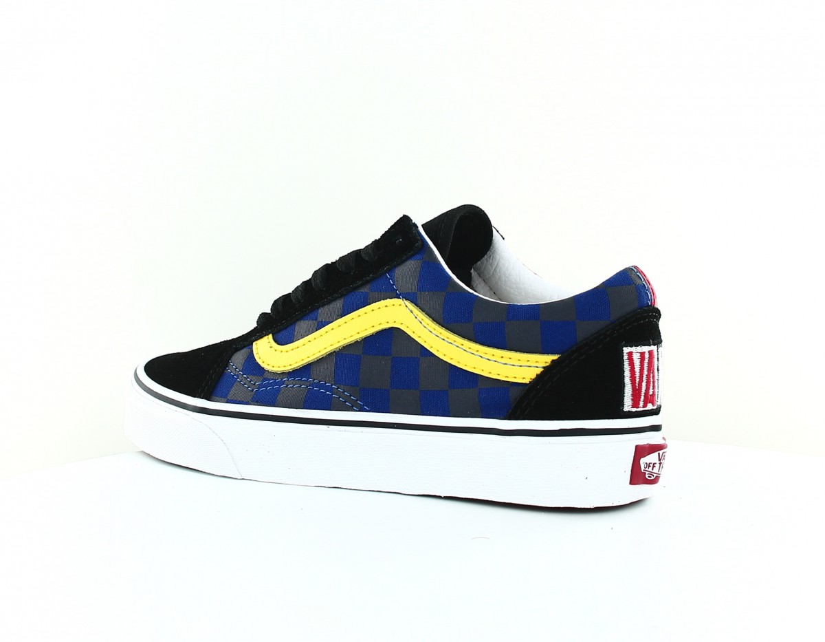 Vans old skool rouge top noir blanc
