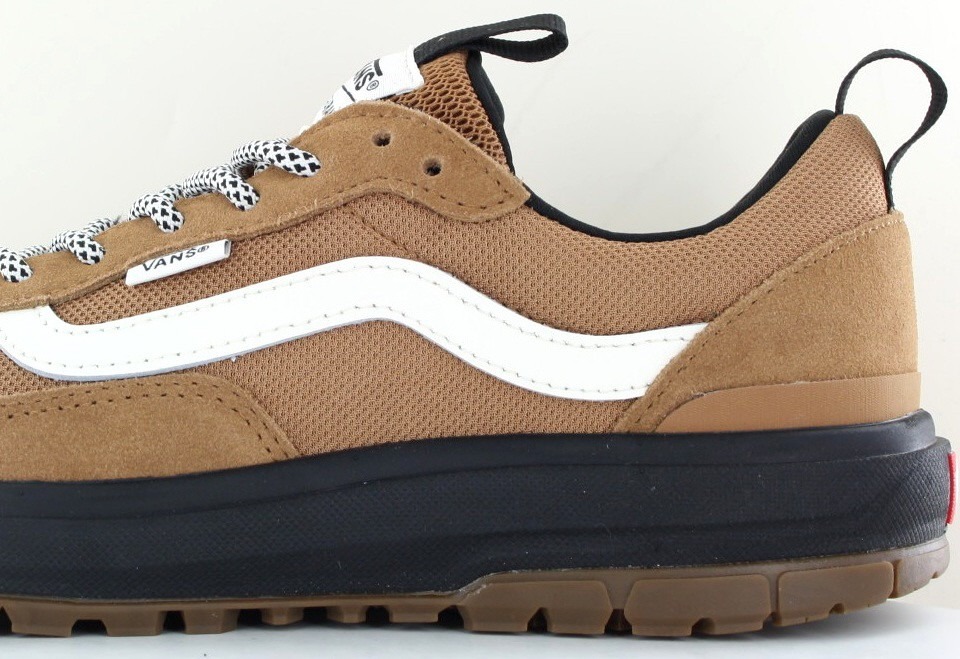 Vans Ultrarange exo se camel blanc noir