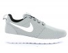 Nike Rosherun femme GRIS/BLANC