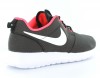 Nike Rosherun femme NOIR/BLANC/ROSE