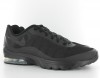 Nike Air Max Invigor Se triple/black