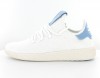 Adidas Pharell Williams Tennis HU Blanc bleu ciel