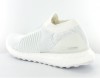 Adidas Ultraboost Laceless white-cream-white