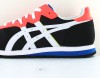 Asics Oc runner noir blanc multicolor