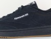 Reebok Club c 85 noir blanc gomme