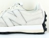 New Balance 327 beige brillant noir