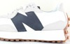 New Balance 327 blanc noir beige gomme