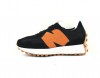 New Balance 327 noir orange gomme