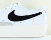 Nike Blazer low platform blanc noir beige