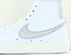 Nike Blazer mid 77 essential blanc argent craquelé