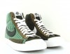 Nike Blazer mid 77 se gs vert vert foncé blanc rose