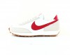 Nike Daybreak blanc rouge beige gomme