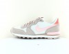 Nike Internationalist blanc rose beige