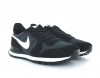 Nike Internationalist femme noir blanc