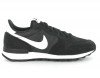 Nike Internationalist NOIR/BLANC