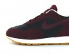 Nike Outburst women bordeaux-noir-gomme