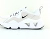 Nike Ryz 365 blanc noir beige