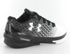 Under Armour Clutch fit drive 3 NOIR/BLANC