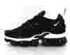 Nike Air Vapormax Plus noir-blanc-noir