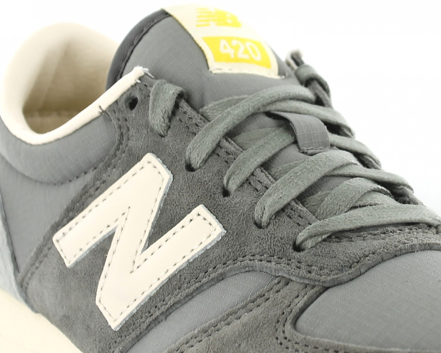 new balance 420 grise noir