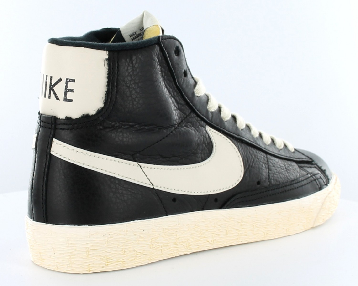 Nike blazer 2024 vintage noir femme