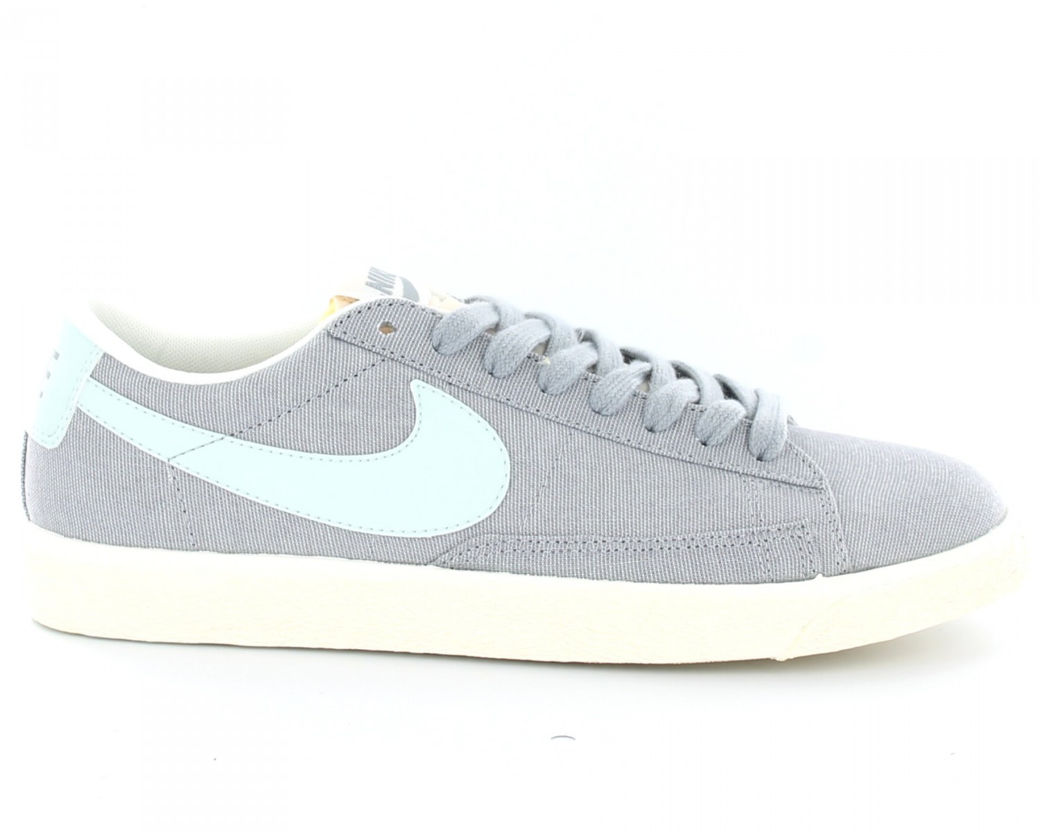 nike blazer canvas low