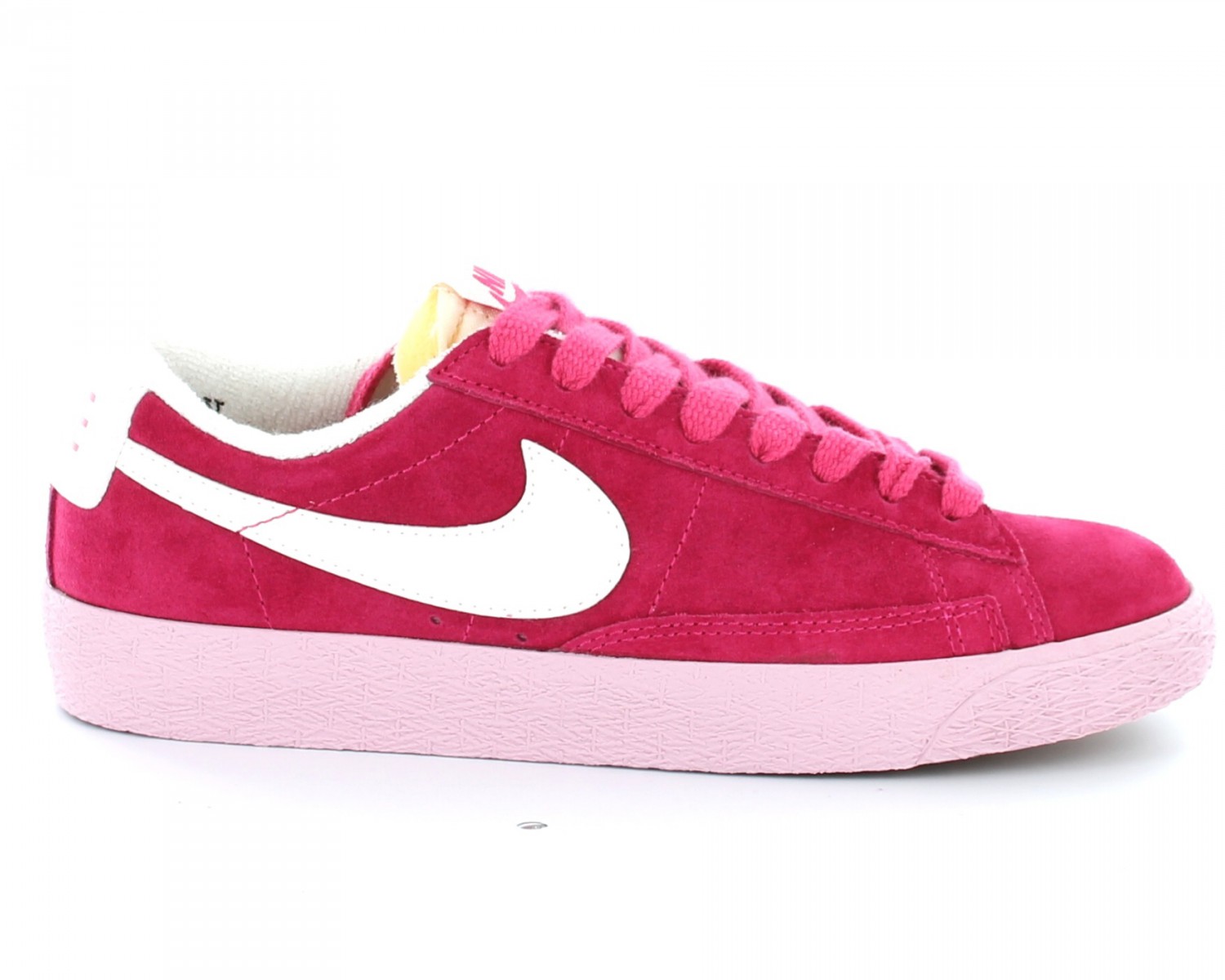 Nike blazer deals rouge basse