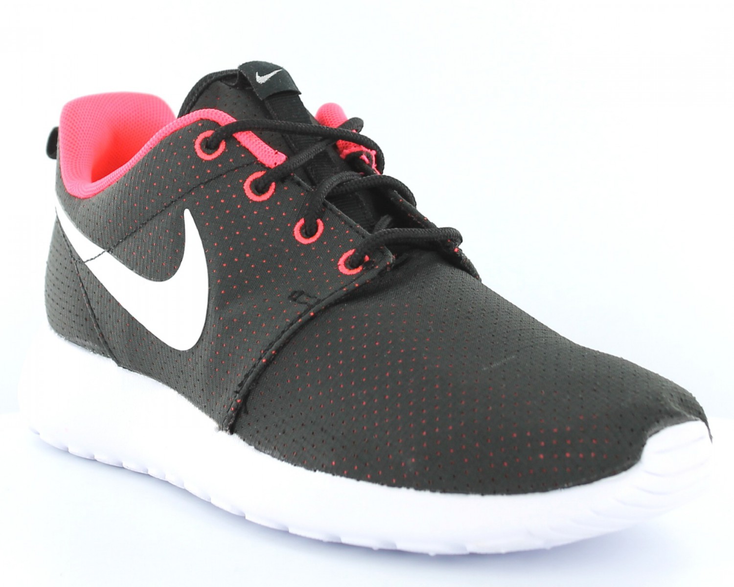 nike roshe run femme noir rose