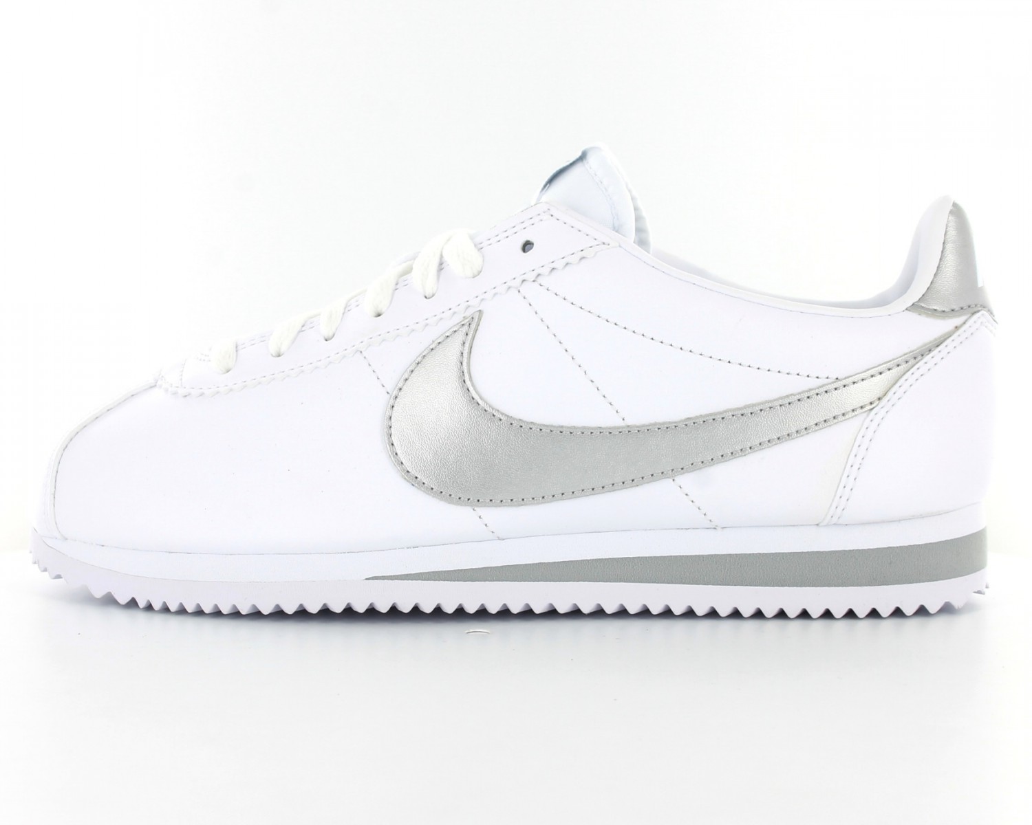 Nike Cortez cuir femme Blanc argent