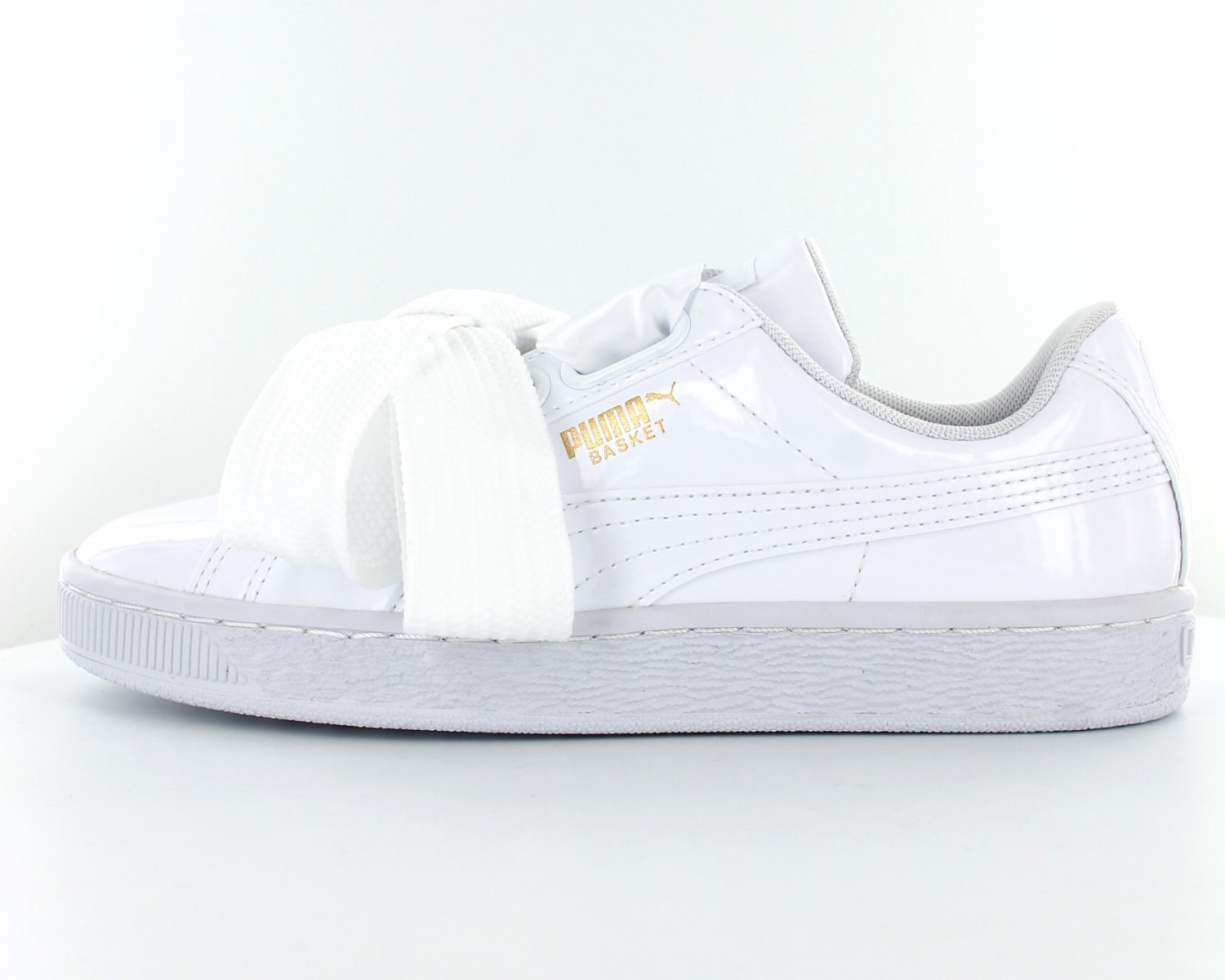 basket puma heart vernis blanche