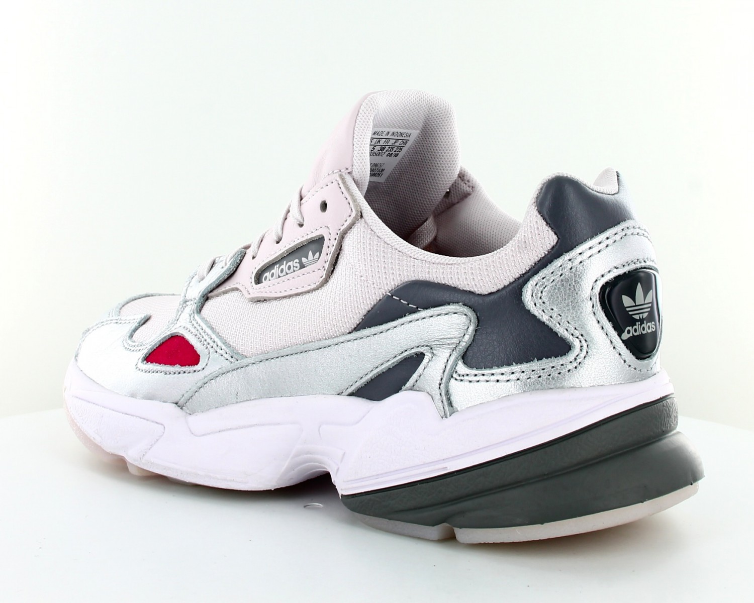 adidas falcon blanche et rose