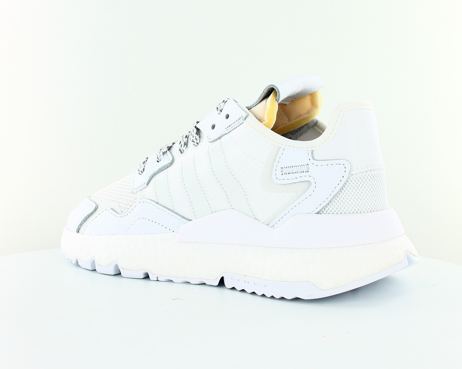 adidas nite jogger blanche homme