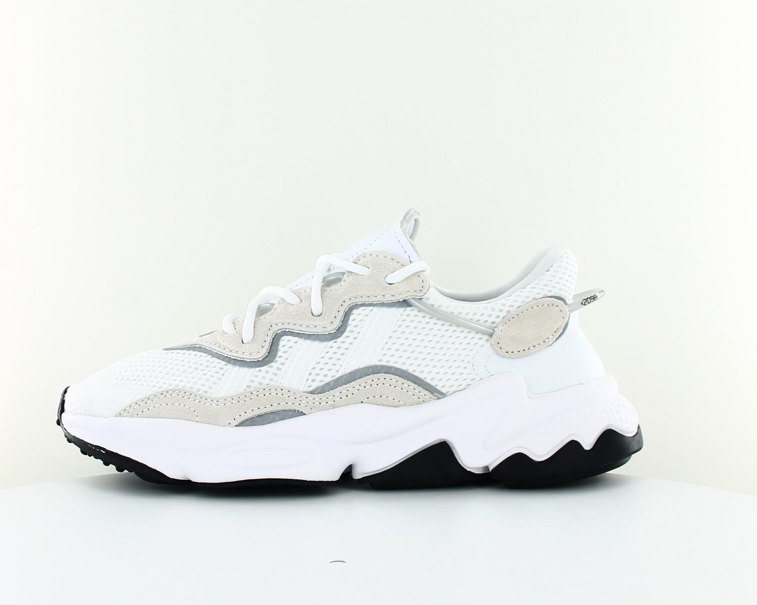 ozweego adidas blanche