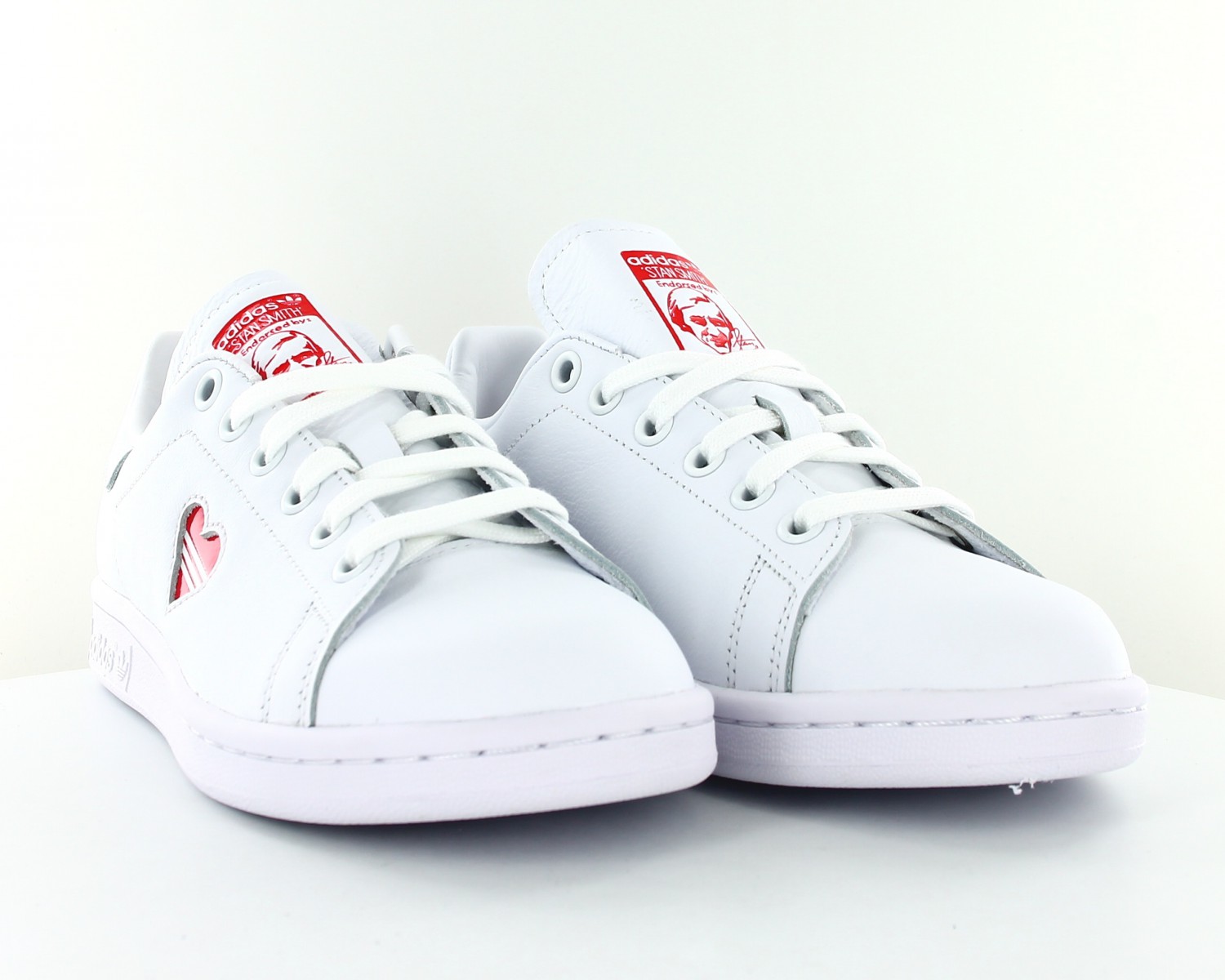 stan smith femme coeur